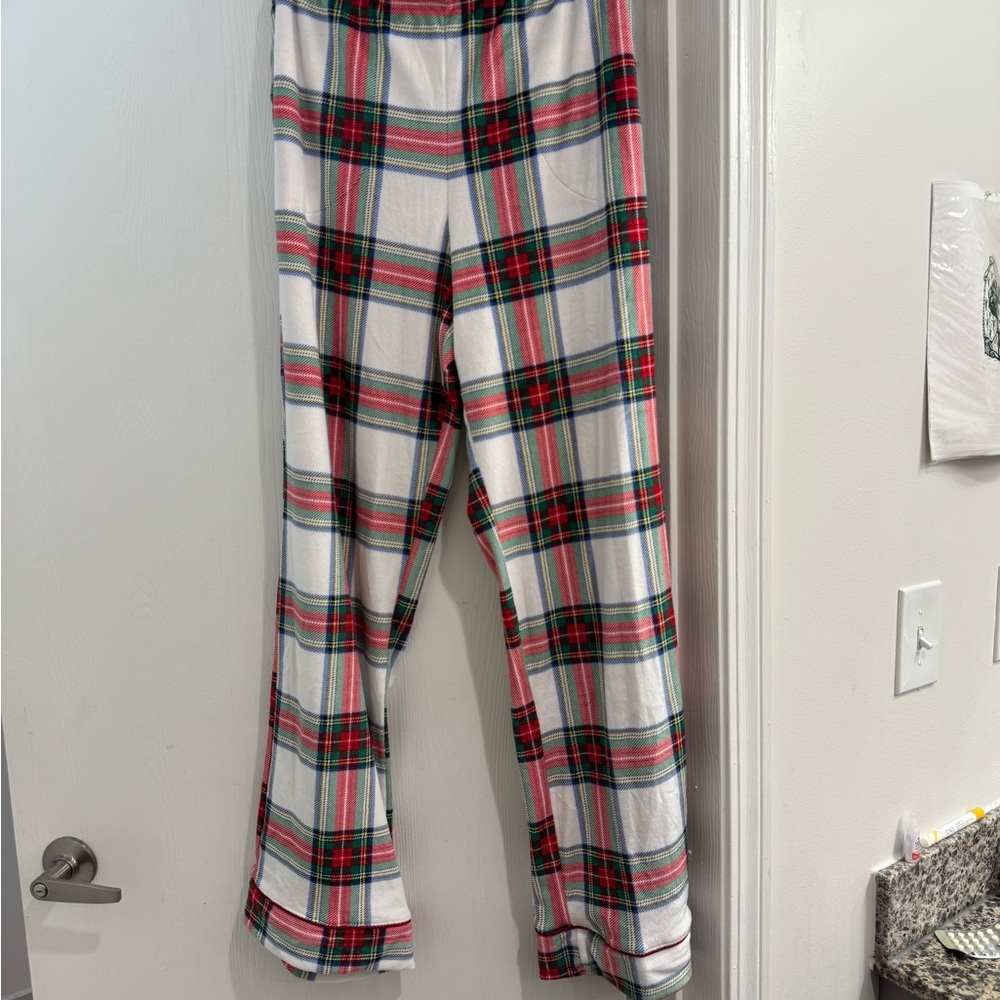 Casual Red and Green Plaid Lounge Pants